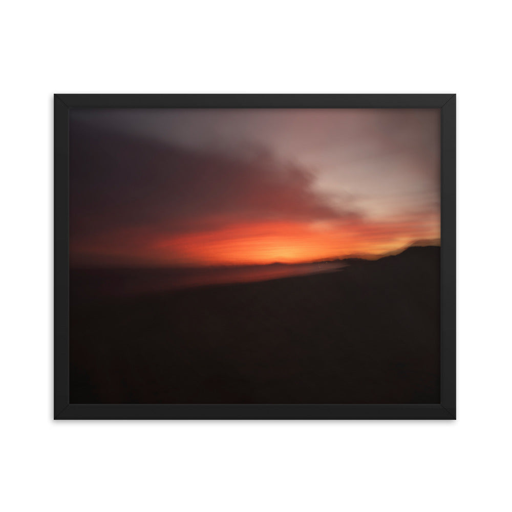 Black sunset Framed poster